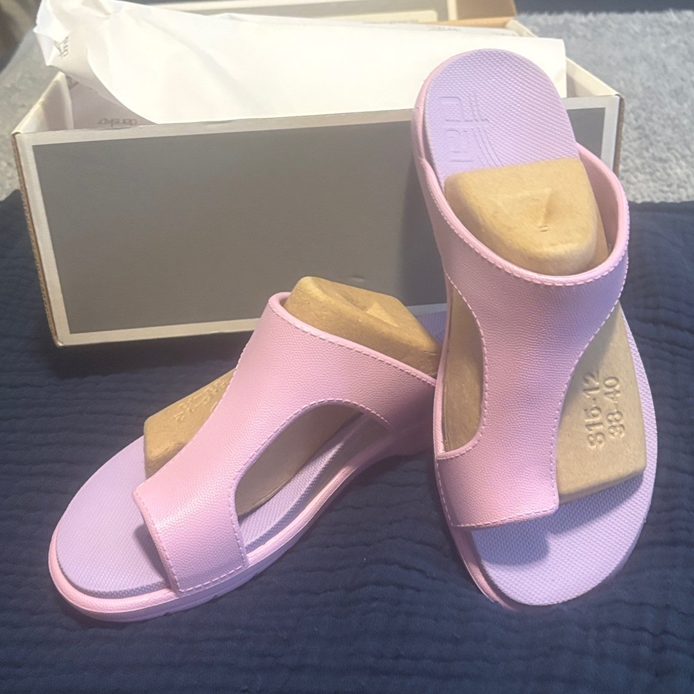 Dansko Krystal Molded Purple Sandals